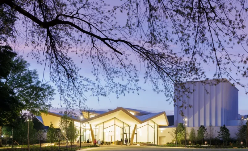 The New and Improved Arkansas Museum of Fine Arts Blossoms in Little Rock