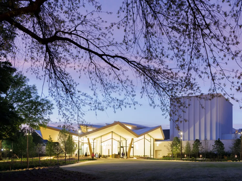 The New and Improved Arkansas Museum of Fine Arts Blossoms in Little Rock