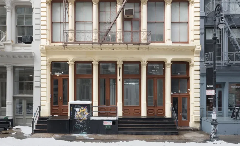 Longtime Chelsea Gallery Garth Greenan to Relocate Downtown This Fall